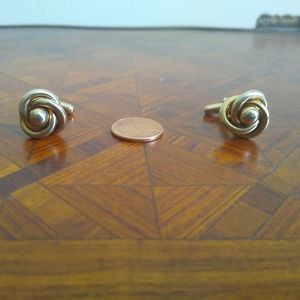 Vintage gold-tone "Love-knot" cufflinks. *UNISEX*